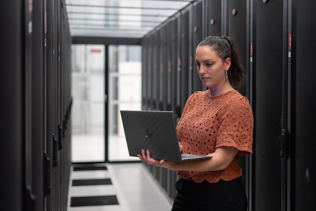 Externaliser l’informatique pour une PME ou TPE : définition, bénéfices et bonnes pratiques